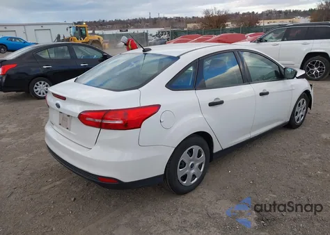 2015 Ford Focus S from USA, damaged, VIN 1FADP3E23FL321309